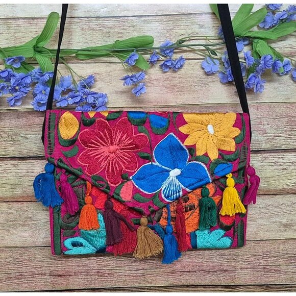 NWOT Mexican Embroidered Crossbody Envelope Purse Multicolor Floral Tassels - Picture 1 of 11